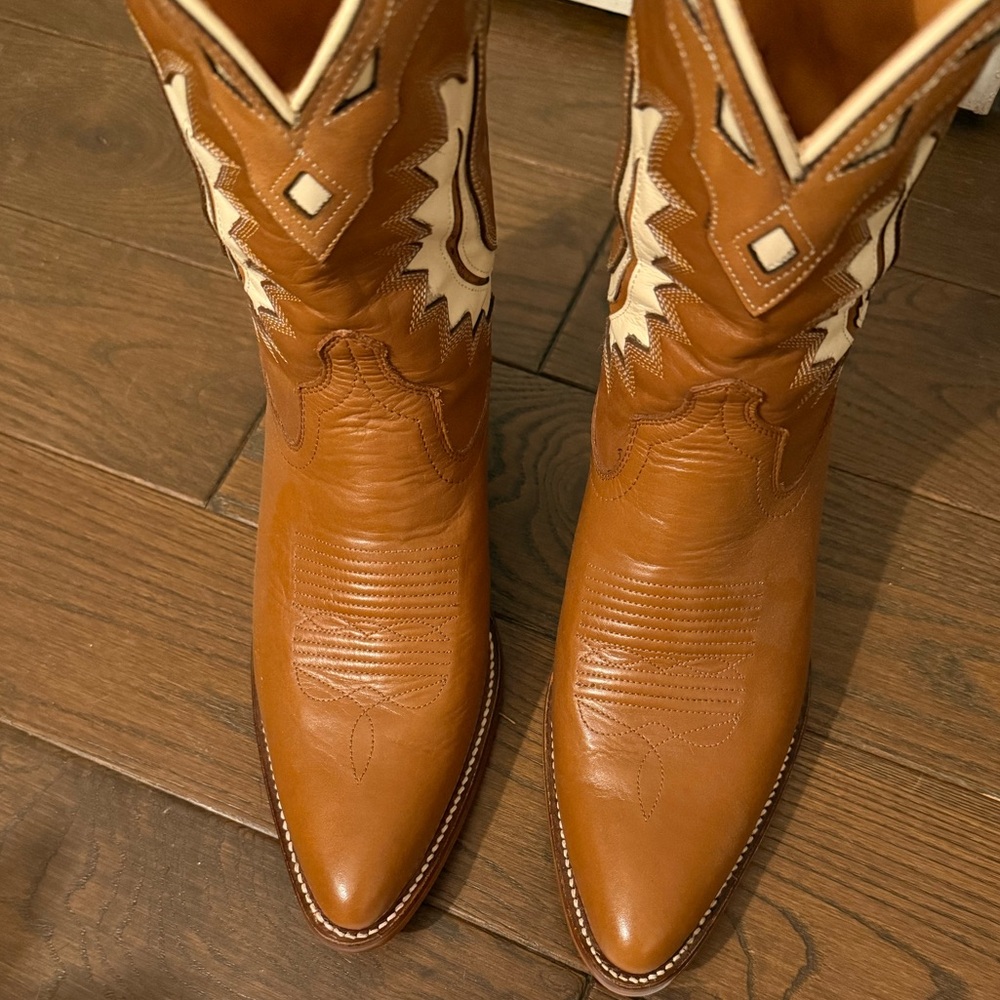 Tecovas Caramel/Bone Jolene
